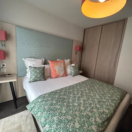 Residhome Paris-guyancourt Lägenhetshotell