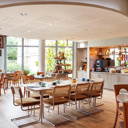 Residhome Paris-guyancourt Guyancourt