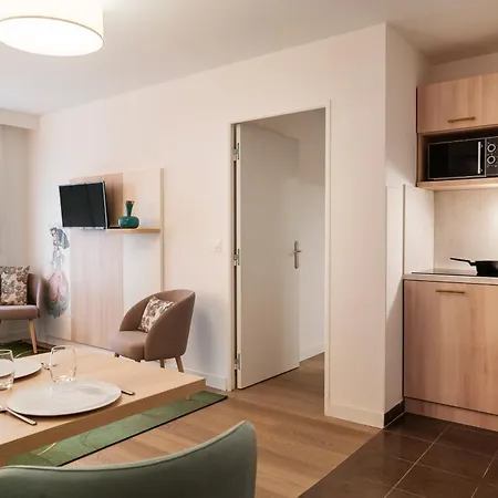 Residhome Paris-guyancourt Apartahotel Guyancourt