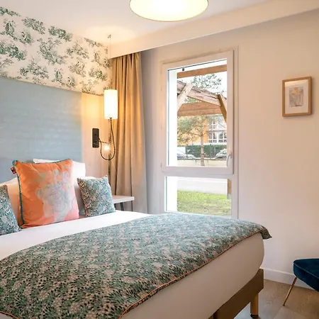 Apart-hotel Residhome Paris-guyancourt Guyancourt