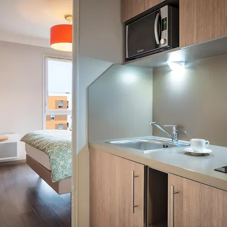 Residhome Paris-guyancourt Guyancourt