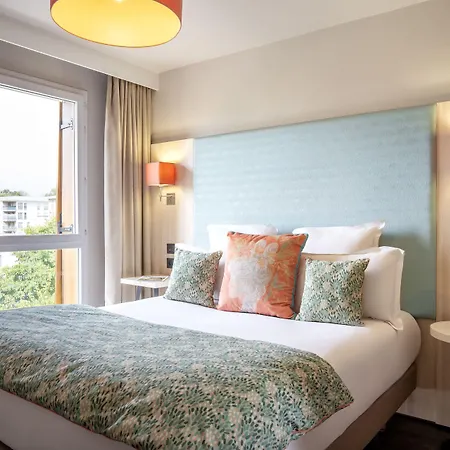 Residhome Paris-guyancourt Appart hôtel 3*