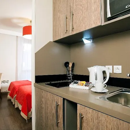 Residhome Paris-guyancourt Guyancourt