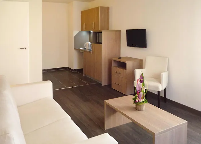 Residhome Paris-guyancourt